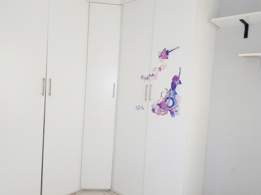 To Let 3 Bedroom Property for Rent in Geelhoutpark North West